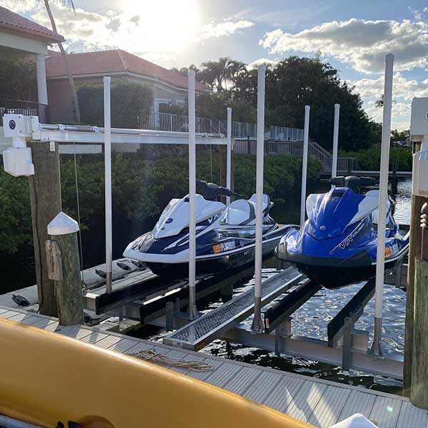 Floating boats lifts and docks with lights